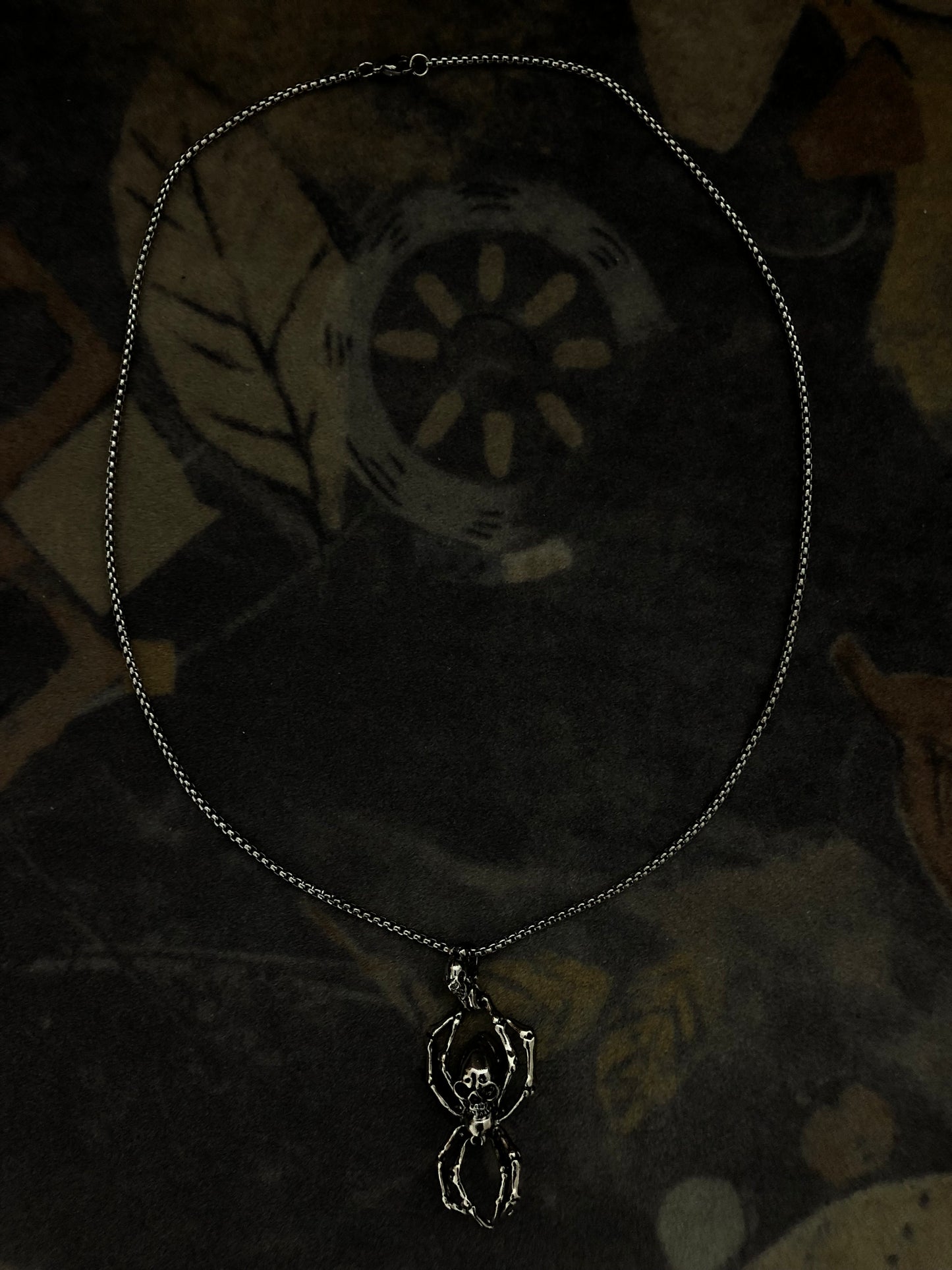 PUNKLRY SPIDER OF DEATH NECKLACE