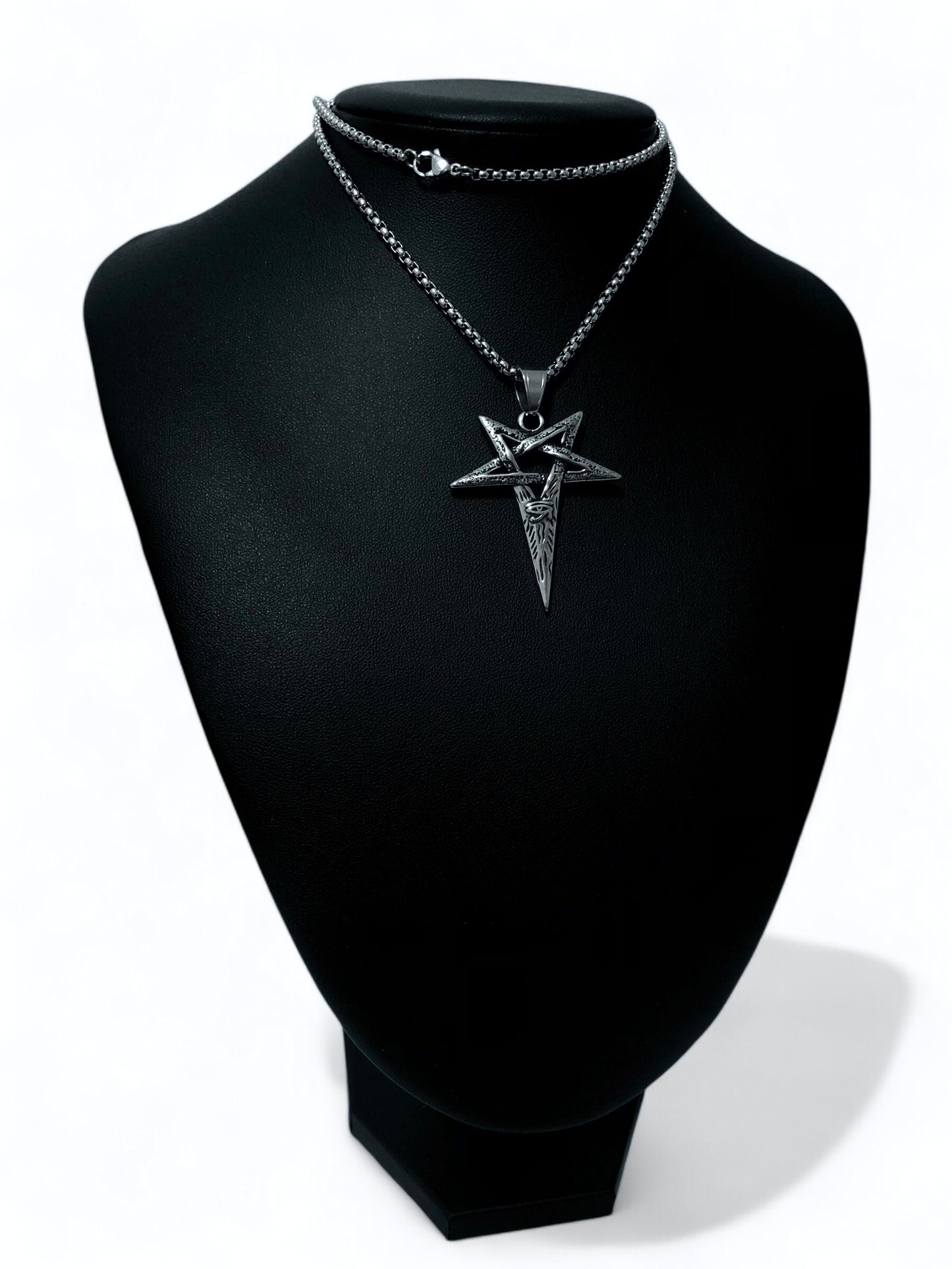 PUNKLRY PENTAGRAM OF RA NECKLACE