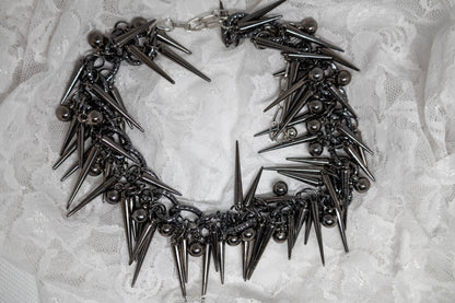 STEEL THORN NECKLACE