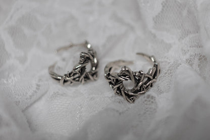 TWILIGHT VINE RING