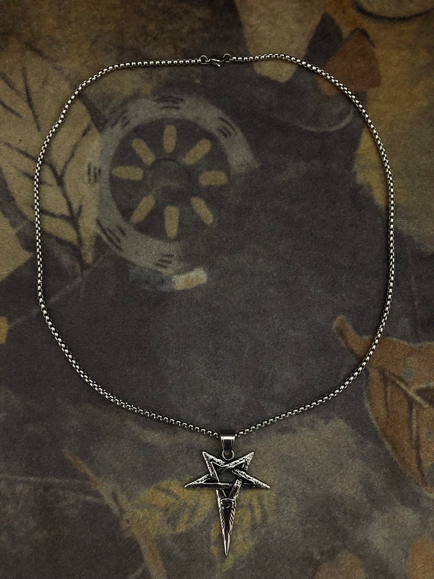 PUNKLRY PENTAGRAM OF RA NECKLACE