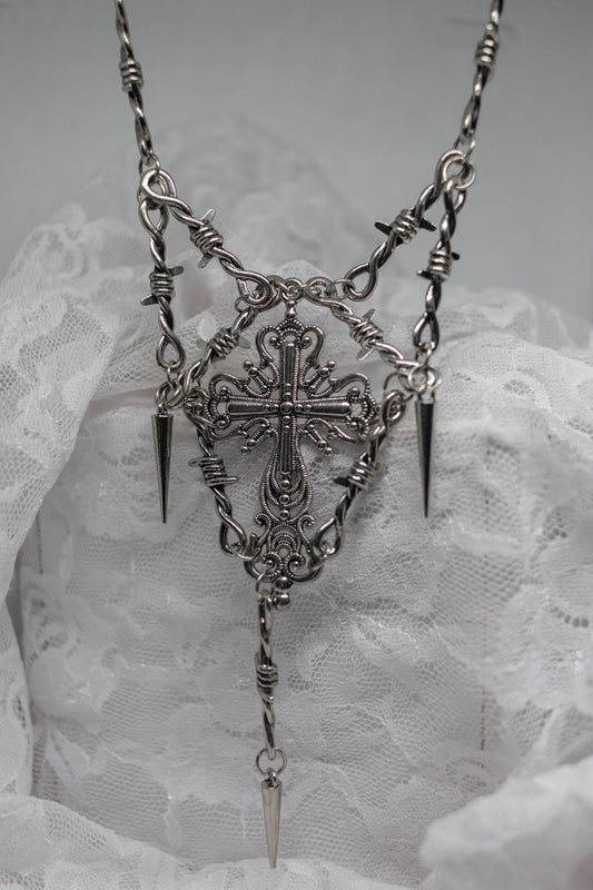 SACRED WIRE RELIC NECKLACE