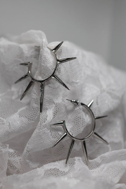 ETERNAL SPIKES EARRINGS
