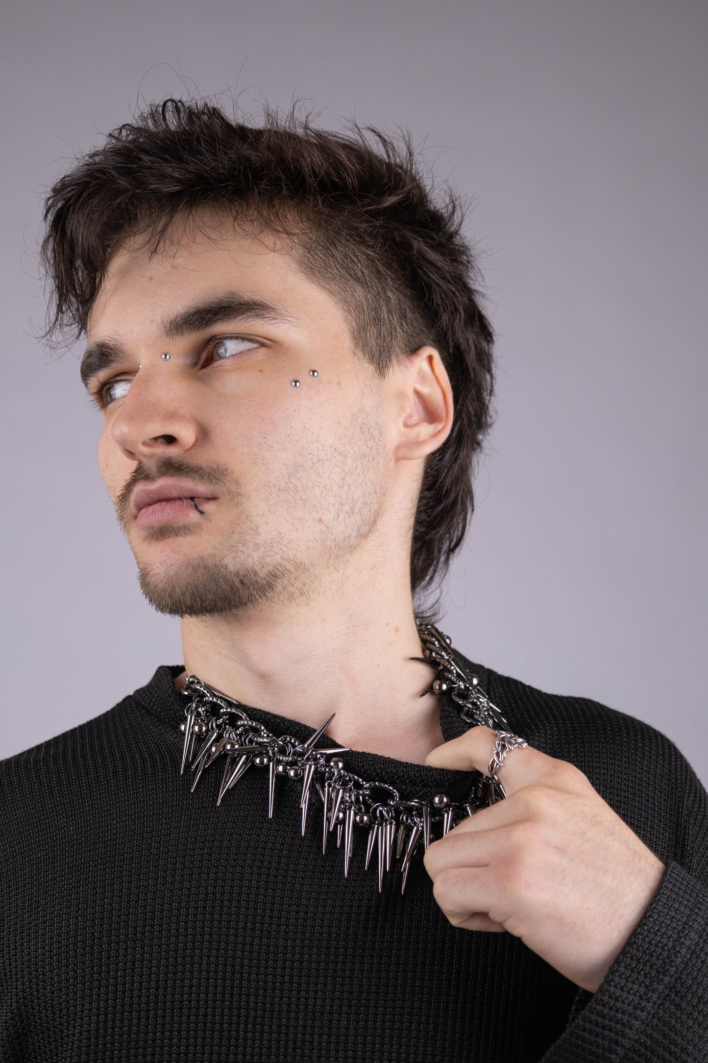 STEEL THORN NECKLACE